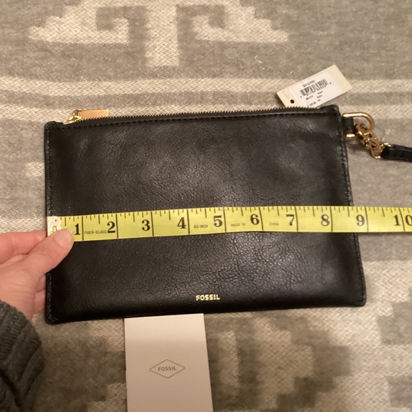 NWT Fossil Black Leather Wristlet - Picture 8 of 9